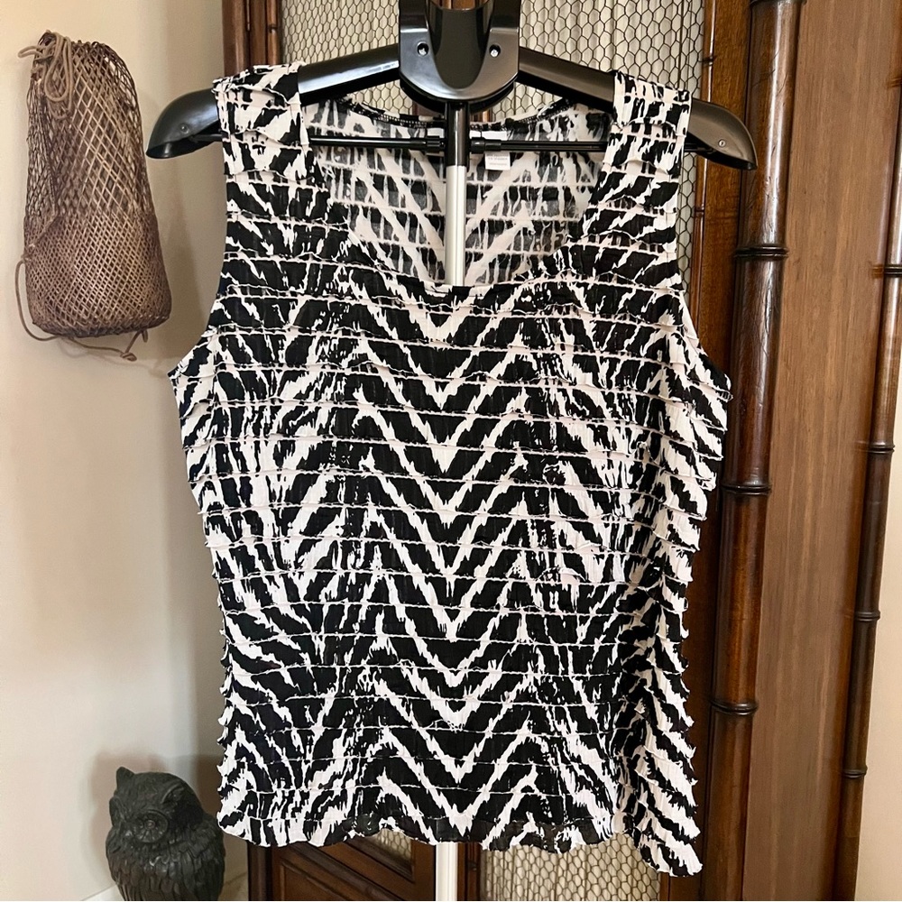 Chico’s Sleeveless Top